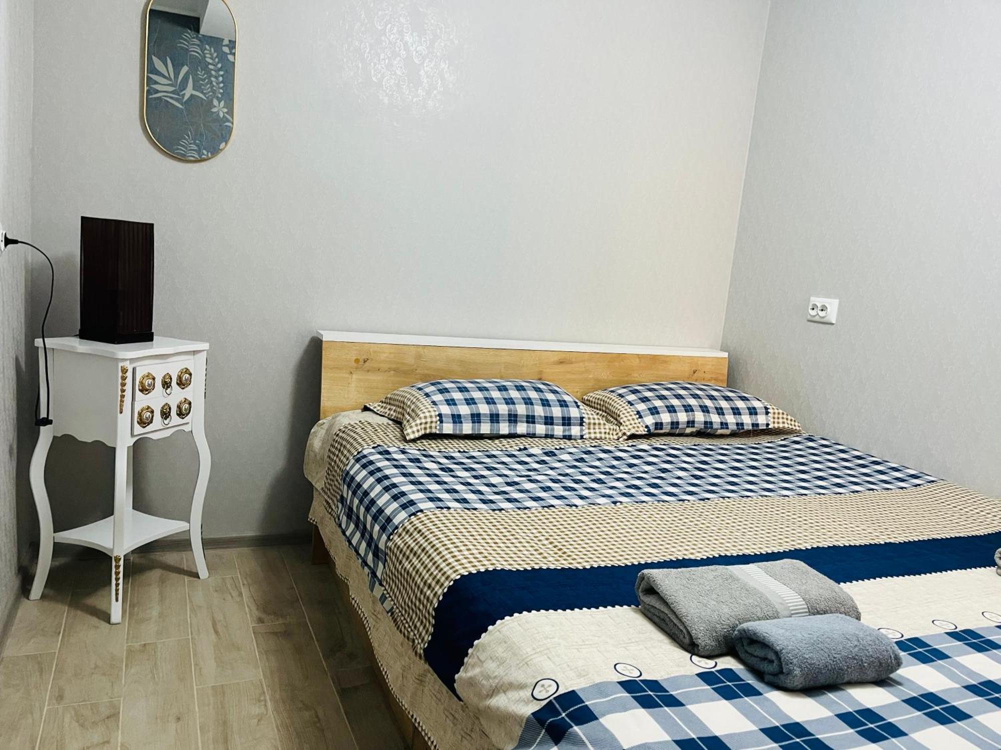 Guest House Poligloti Telavi Exterior photo
